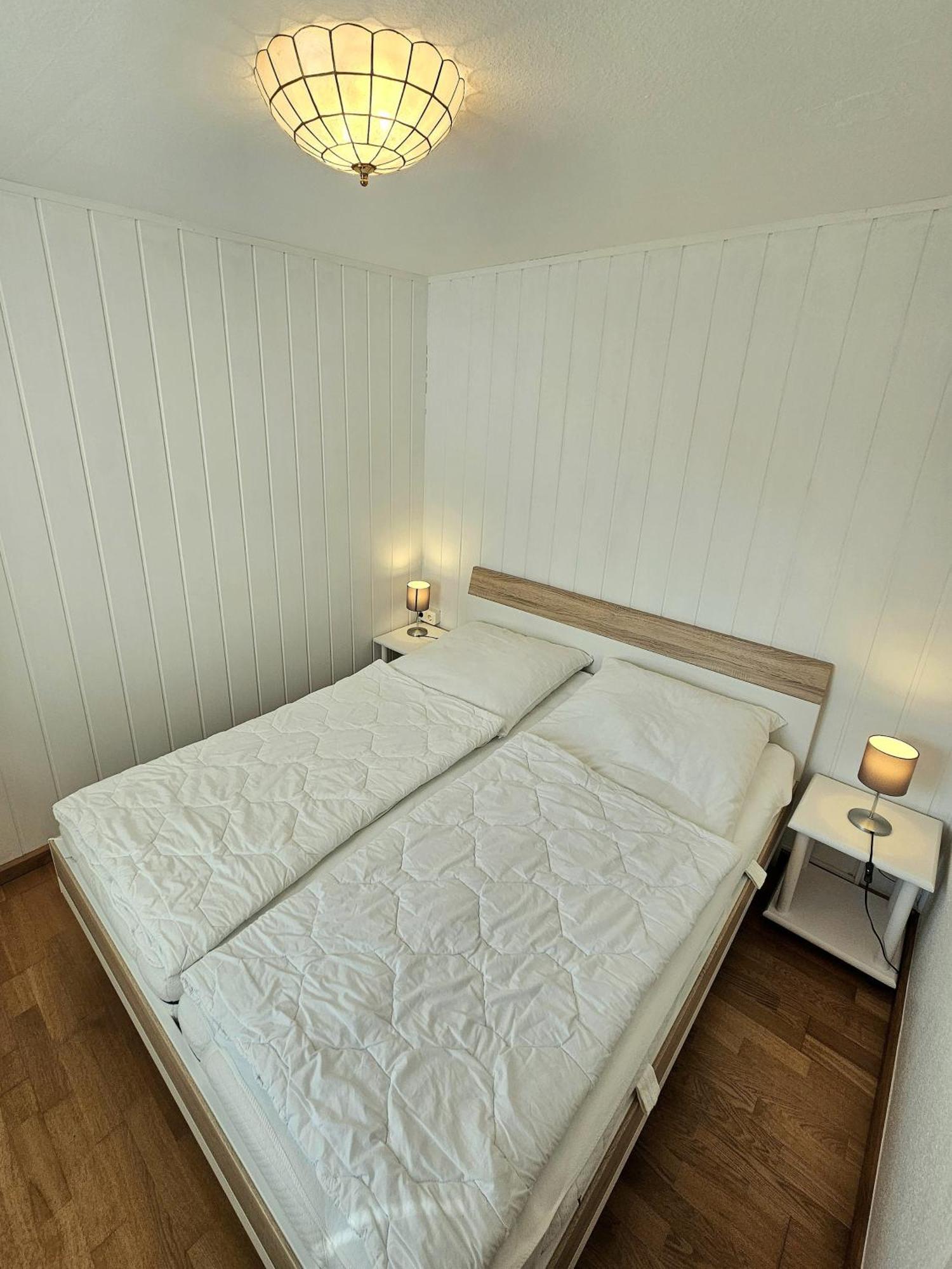 Wohnung 2 - G Pape - Schoene Terassenwohnung Mit Sep Ankleidezimmer, Kostenloses Wlan, Longstay Rabatt, Naehe Duenenpark Grömitz Buitenkant foto